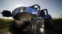 New Holland pedaltraktor med rendegraver inkl. vogn